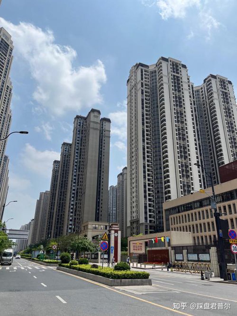 广州房价最新动态：市场回暖与挑战并存